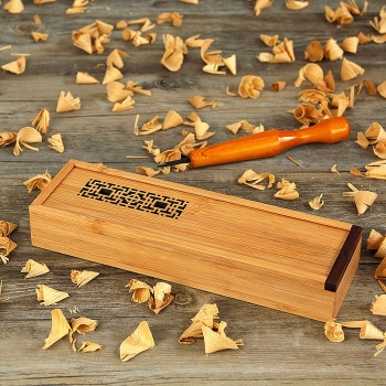 竹木鏤空笔盒