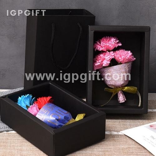 黑盒香皂花手工花束