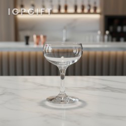 高腳玻璃杯