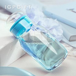 玻璃水杯