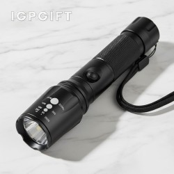 強光手電筒