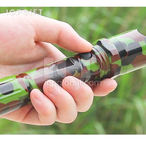 強光手電筒