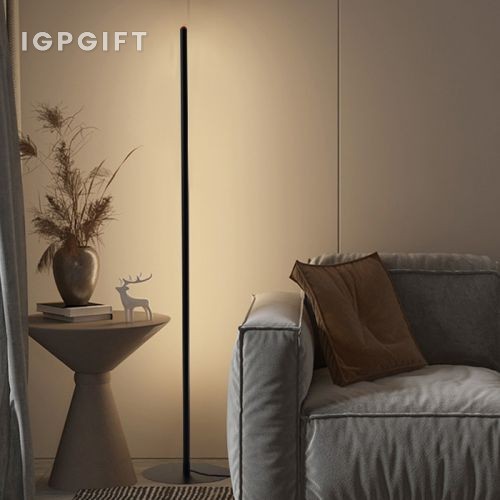 簡約落地式檯燈